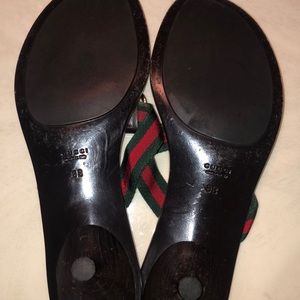 Sandals with a small heel